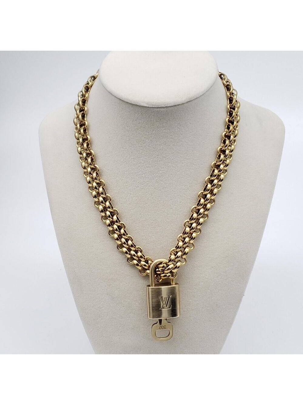 Authentic Louis Vuitton Gold Padlock w/ Unbranded Fashion Stainless Steel Chain - Picture 2 of 10